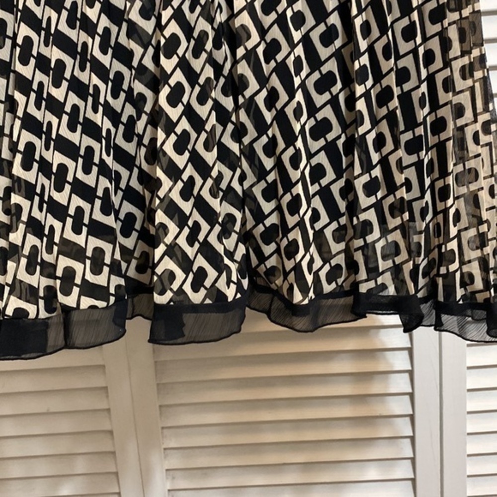 Rabbit Rabbit Rabbit Designs Black and cream dress!! - Picture 11 of 13